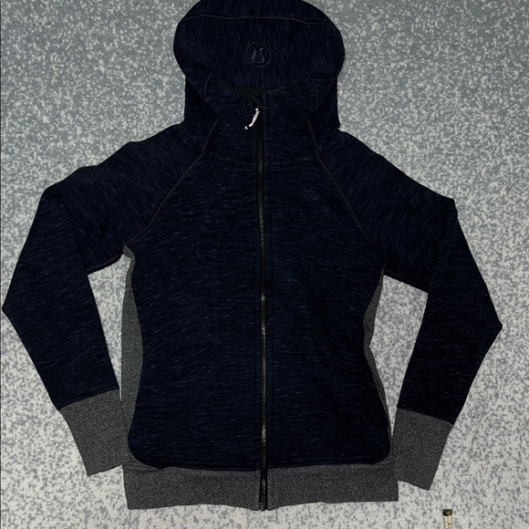 lululemon athletica Jackets & Blazers - lululemon athletica Scuba Full-Zip Hoodie Black and Heathered Medium Grey Size 8